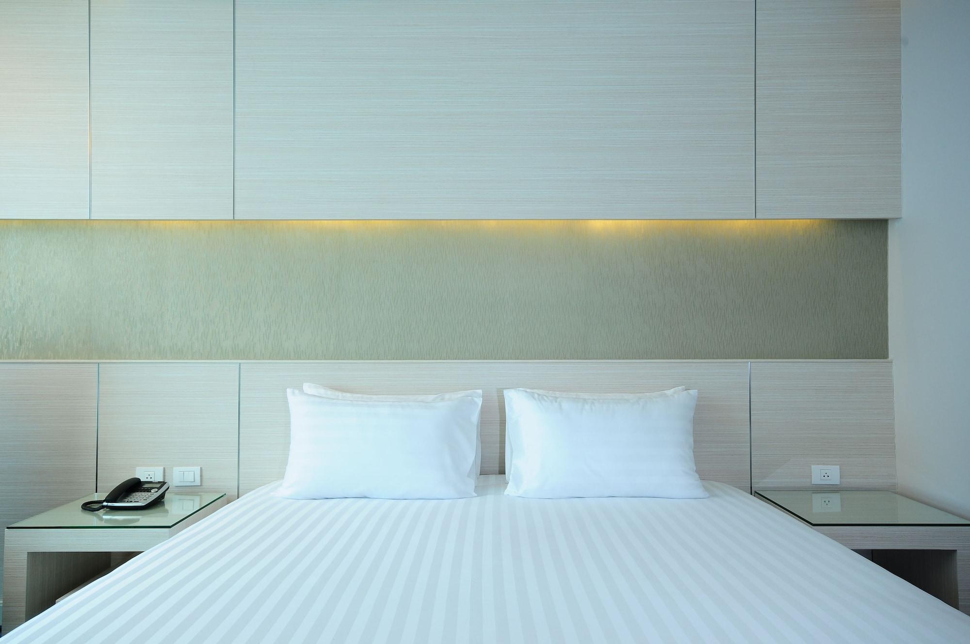 One One Bangkok Otel Dış mekan fotoğraf