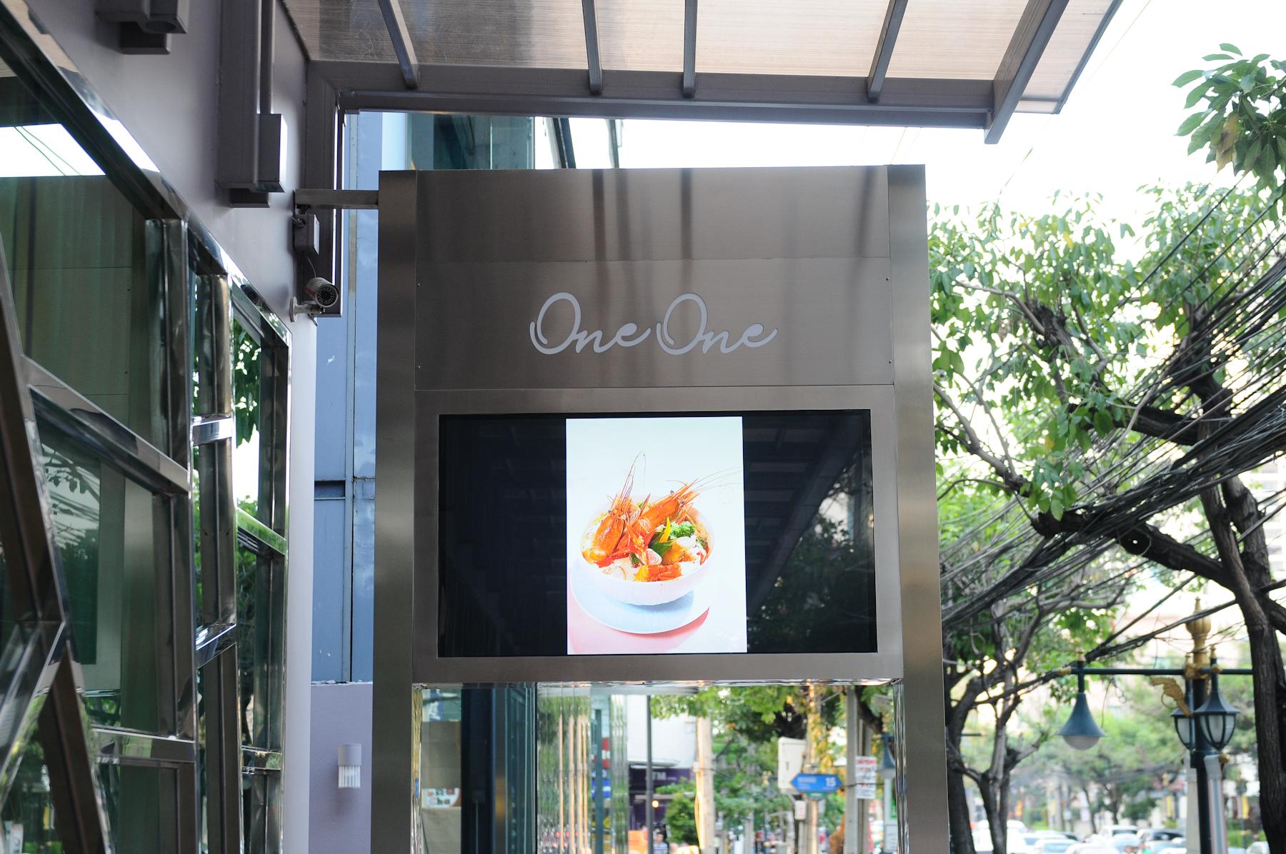 One One Bangkok Otel Dış mekan fotoğraf