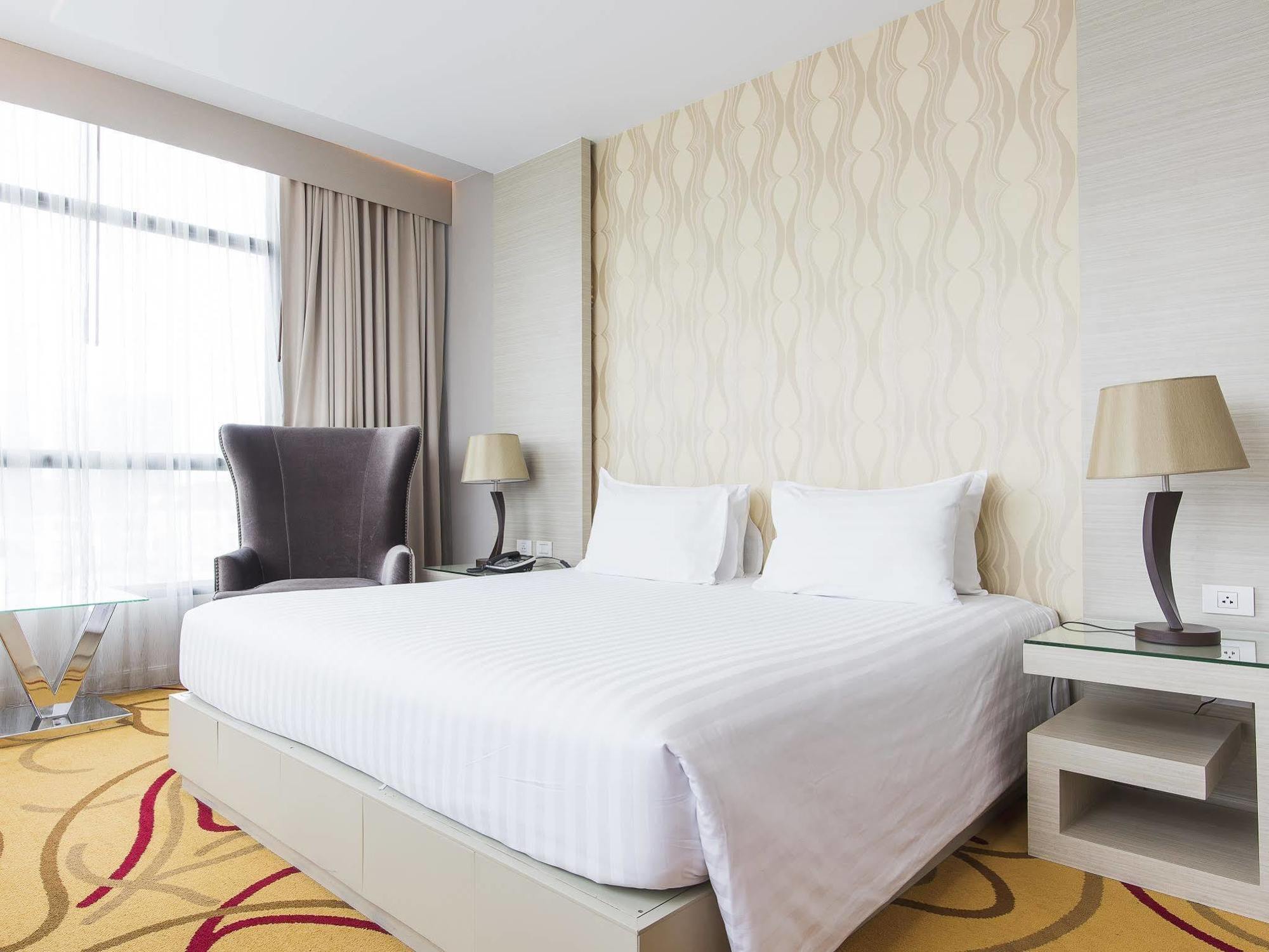 One One Bangkok Otel Dış mekan fotoğraf